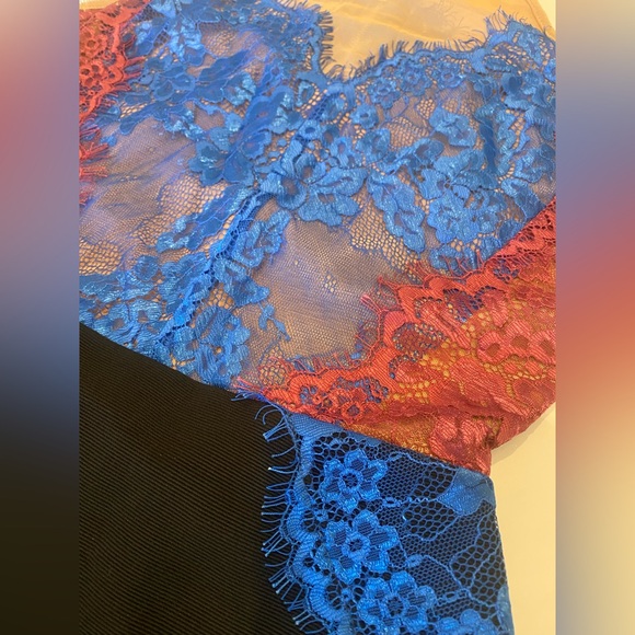 Topshop Blue and Pink Lace Backless Mini Dress Size 2 - Picture 4 of 7